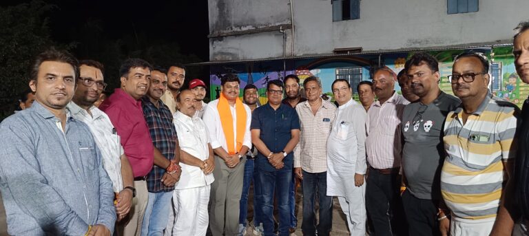 जन्मदिन पर समाजसेवा की अनूठी मिसाल: डॉ. अंशुल चौहान ने DMD पीड़ित 8-10 बच्चों को दिया नया जीवन का संबल