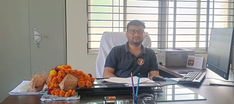 एसडीएम वीरेंद्र सिंह बघेल के स्थानांतरण पर जनप्रतिनिधियों व पत्रकारों ने किया सम्मान
