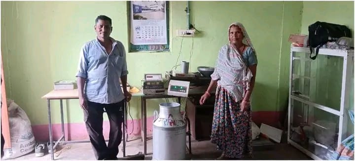श्रीमती सुशीला रुपसिंह बरिया मुख्यमंत्री डेयरी प्लस योजना का पुरस्कार मिला