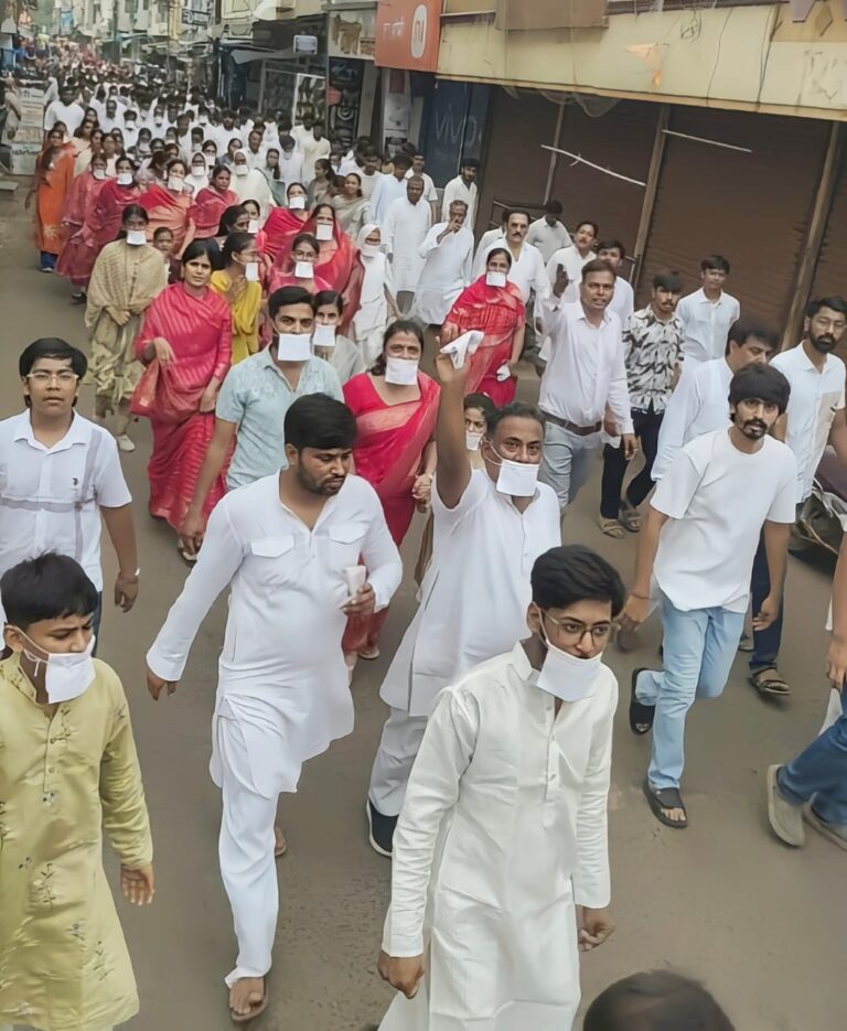 थांदला के नन्दनो सहित 8 ठाणा का हुआ मंगल प्रवेश – गुरु भक्ति में उमड़ा जन सैलाब