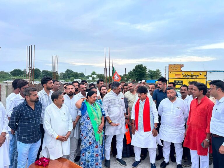 मंत्री कैलाश विजयवर्गीय ने भाजपा ग्रामीण धार के नवनिर्माणाधीन जिला कार्यालय का किया अवलोकन