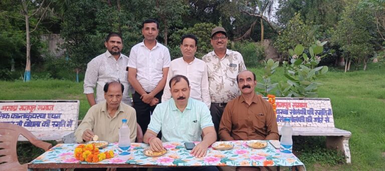 जिला प्रेस क्लब अध्यक्ष राकेश तंवर ने पुलिस अधीक्षक के साथ पौधारोपण कर मनाया अपना जन्मदिन
