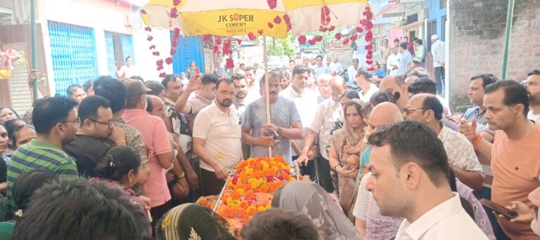 जोबट: सेवा, समर्पण और परोपकार की अद्भुत मिसाल रहे डॉ. लक्ष्मण वाणी का 95 वर्ष की आयु में देवलोकगमन : मरणोपरांत नेत्रदान कर प्रस्तुत की प्रेरणादायी मिसाल