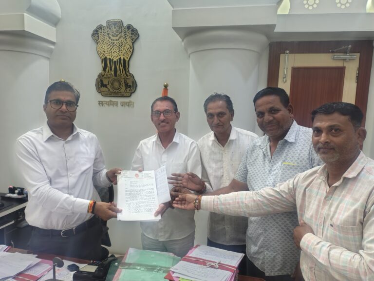 इंदौर–मनमाड़ रेललाइन और फोरलेन से प्रभावित किसानों के उचित मुआवजे की मांग तेज